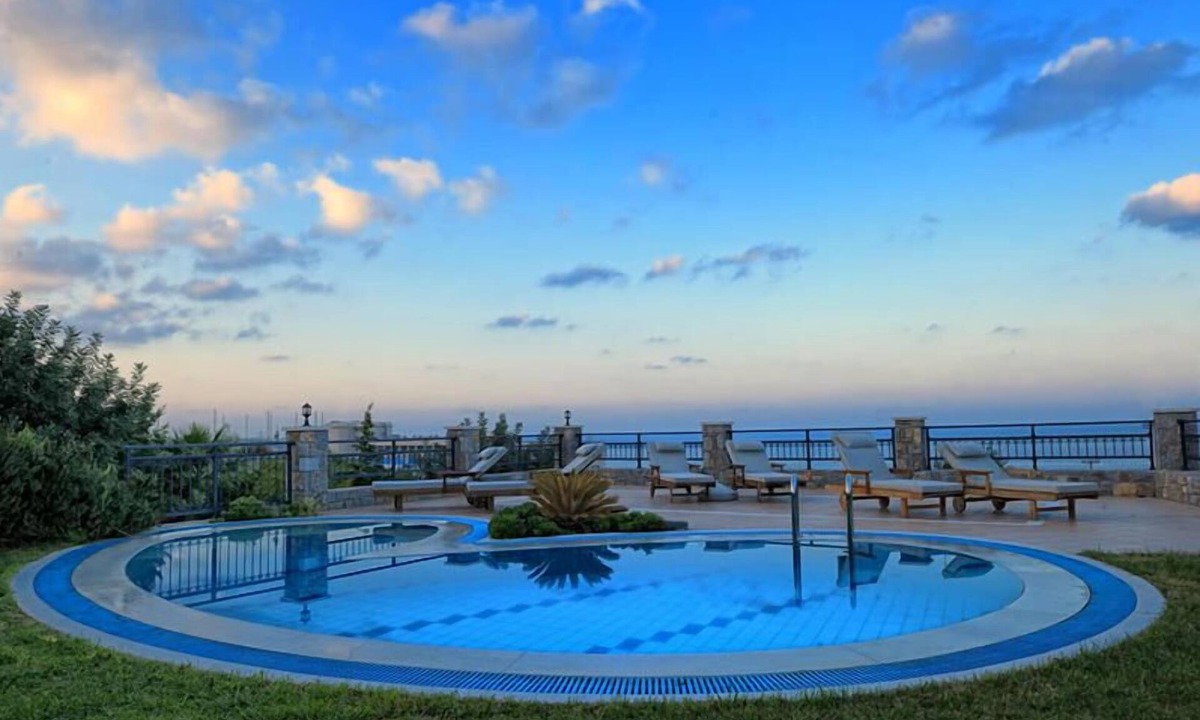 Koutouloufari Villa | Villa Erato/Private Paradise with heatable Pool & Sea View.