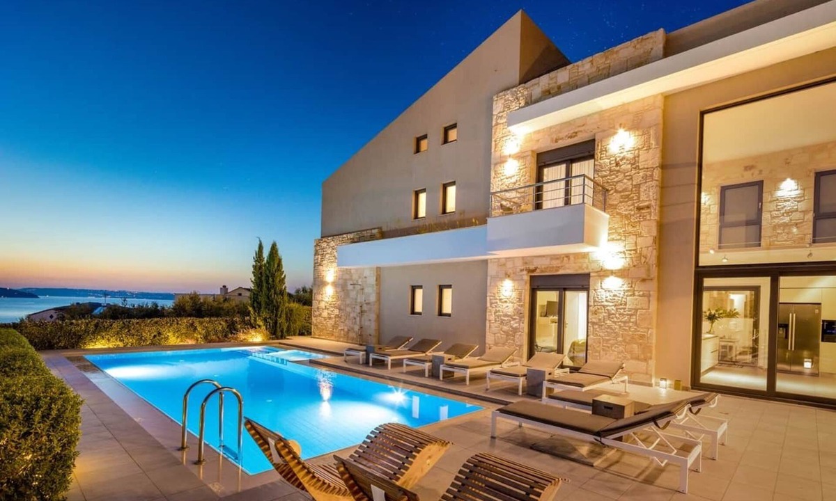Plaka Villa | Villa Karga (4 bedroom villa)