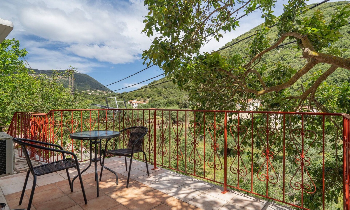 Frikes House | Villa Liana Country House with Sea View