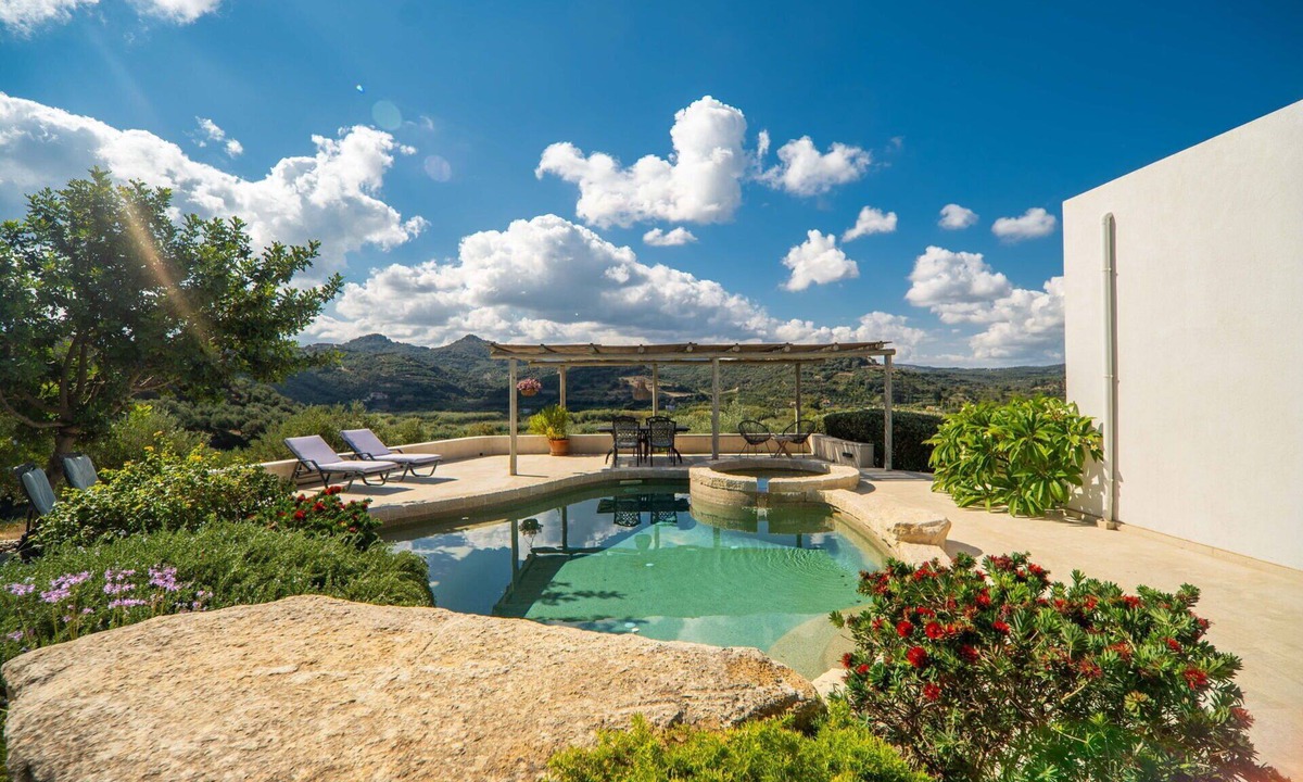 Platanias Town Villa | Villa Lucy by PosarelliVillas Villa with private pool and panoramic views in Platanias, Crete