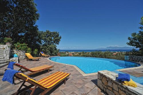Almiros Beach Villa | Villa Melenia