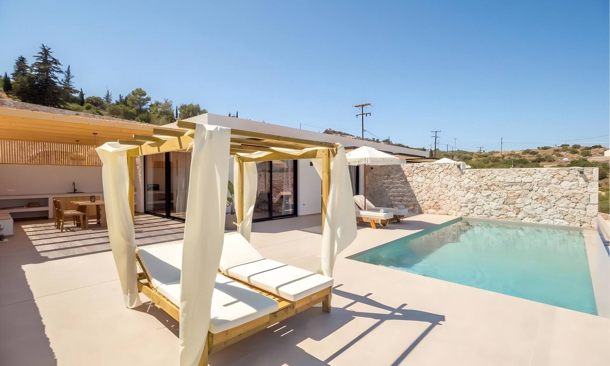 Elation Villa | Villa 'One-Bedroom For 2' with Sea View, Wi-Fi and Air Conditioning