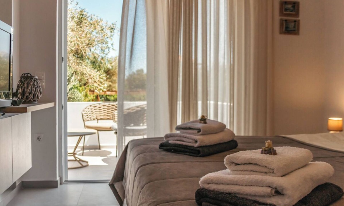Lefkogeia Villa | Villa Petal - Two Bedroom Villa, Sleeps 4