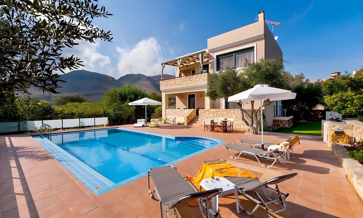 Megala Chorafia Villa | Villa Renata with Private Pool, Mountain View, Wi-Fi and Air Conditioning