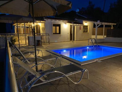 Katsarou Villa | Villa Valmas Private Escape