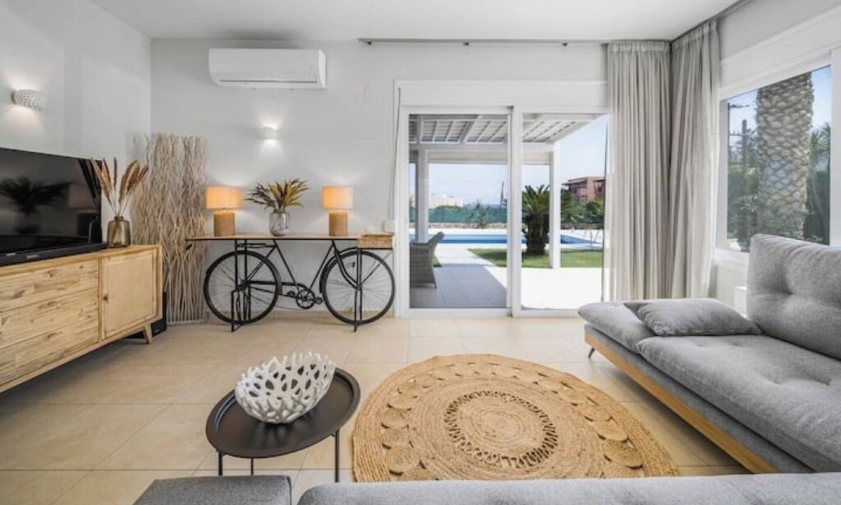 Sissi Villa | Villa Yiayia: détente en bord de mer (piscine chauffée)