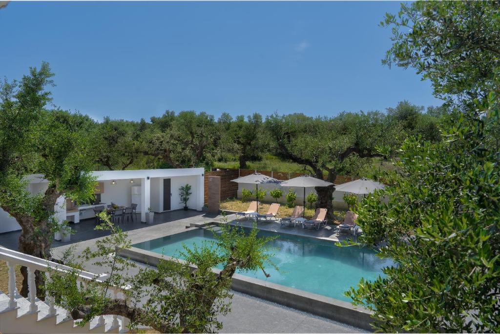 Pantokratoras Villa | Zen Villa