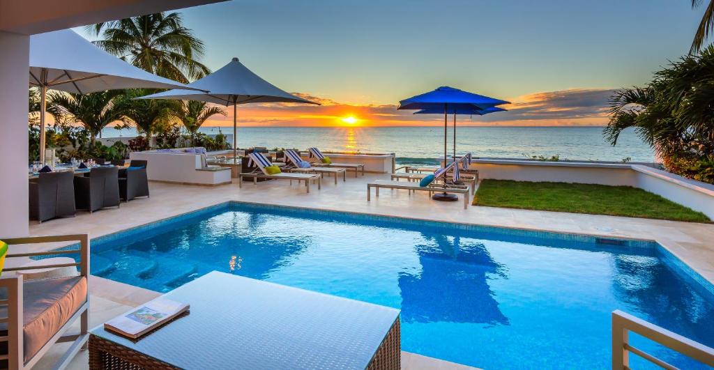 Fitts Village Villa | ZenBreak - Nirvana
