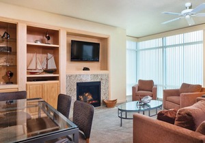 Beachfront Worldmark Seaside Resort 2 Bedroom condo in Seaside