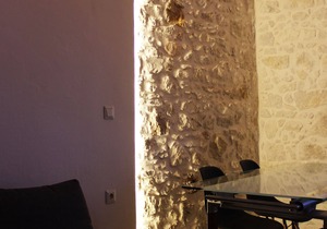 DOWNTOWN SPACIOUS MINIMAL APARTMENT. in Rethymno