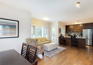 Harrison Lake View Suites: Three Bedroom Grand Suite with MountainView (1) in Hope