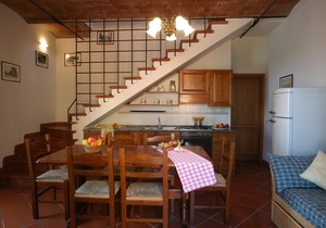 La Valle 2 - Apartment with pool in Montaione