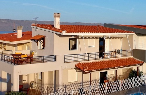 Lavreotiki Apartment | 2-bedroom apartment in superb Sounio Sea View spot with AC and comfort