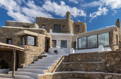 Fanari House | ⋆ 5BR Oceanside View Near Lighthouse- Pharos VM ⋆
