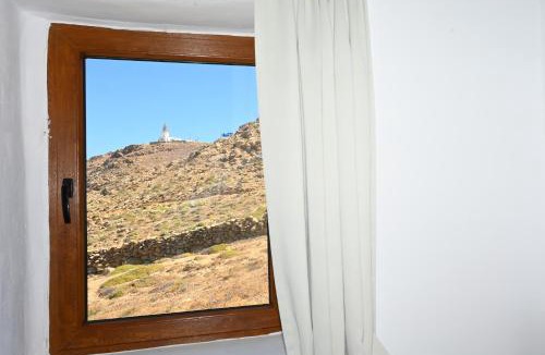 Fanari House | ⋆ 5BR Oceanside View Near Lighthouse- Pharos VM ⋆
