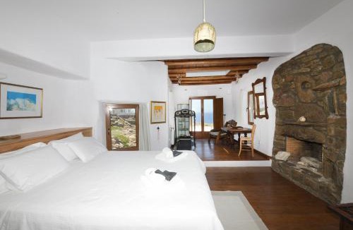 Fanari House | ⋆ 5BR Oceanside View Near Lighthouse- Pharos VM ⋆