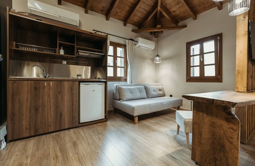Pikoulianika House | Acropolis Mystra Guesthouse