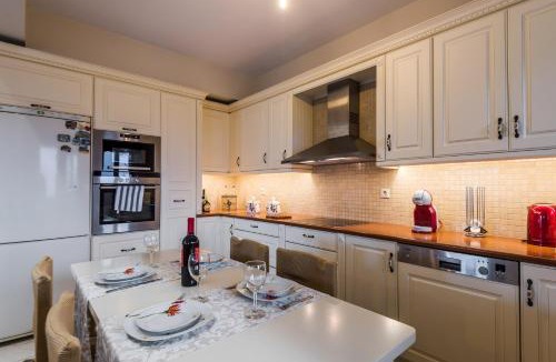 Menegata Apartment | Adelinas' Apartment