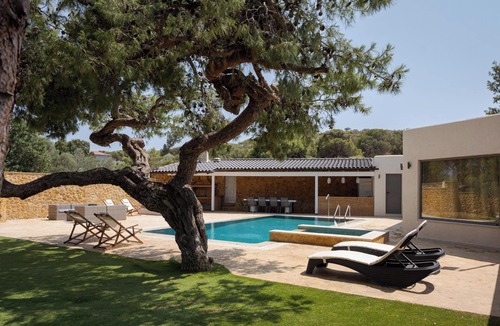 Anavyssos Villa | Aeolia Villa Athenian Riviera