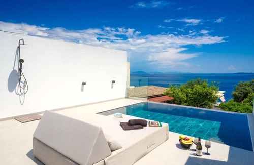 Barbati House | Akrogiali Apartments