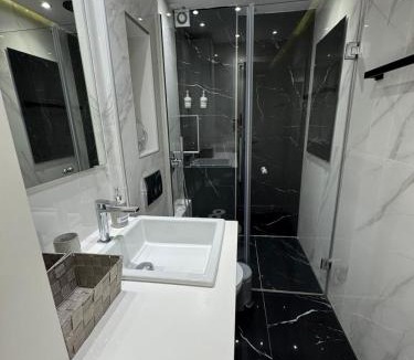 Thessaloniki City Centre Apartment | Alcazar Skyline Penthhouse