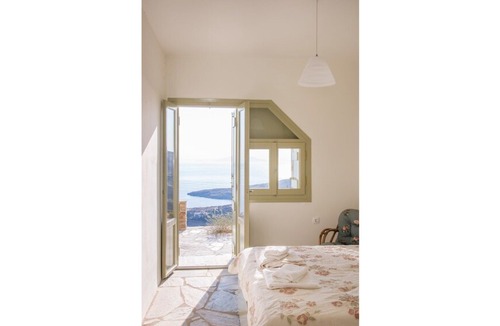 Exomvourgo House | Amaryllis house - Tinos