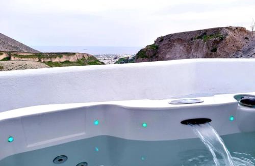 Megalochori Villa | Amazing Vineyard View Luxury Villa with juccuzi!