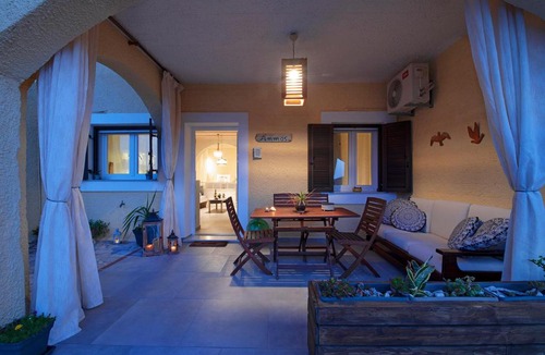 Mirties Apartment | Ammos and Thalassa Kalymnos Suites-Ammos