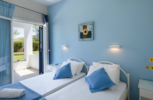 Magoulades Apartment | Amorossa Village maisonette (3) in Roda