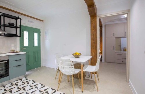 Lefkada Town Apartment | Angestrale Stone-Cosy Apartment in the city center