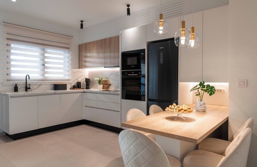 Lardos Apartment | Ann Suite - Mariann Premium Suites