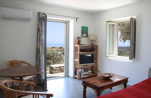 Platis Gialos Cabin | Anthos Lodge with panoramic sea view, surrounded by hiking trails