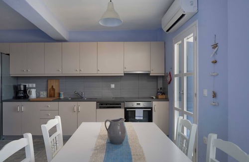 Serifos Apartment | Apartment 'Blue House Agios Sostis' with Sea View, Private Terrace and Air Conditioning