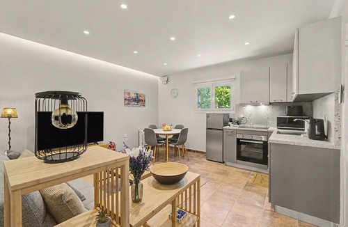 Acharavi Apartment | Apartment 'Cookie' with Mountain View, Wi-Fi and Air Conditioning