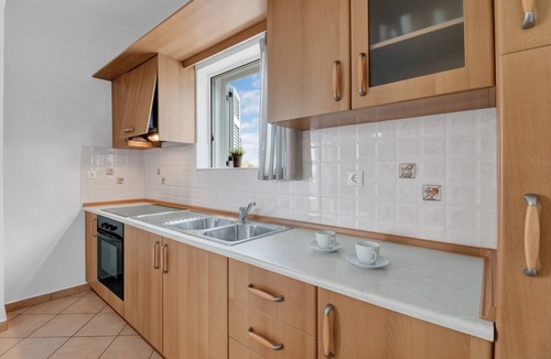 Agios Ioannis Apartment | Apartment 'Elaia 1' with Sea View, Wi-Fi and Air Conditioning