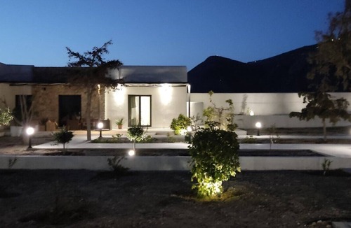 Agios Georgios House | Apartment in Hotel “Villa Basilica Tefsia” with Private Garden, Wi-Fi & Air Conditioning