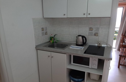 Dafnata Apartment | Apartment in Mpenitses with Sea View & Pool