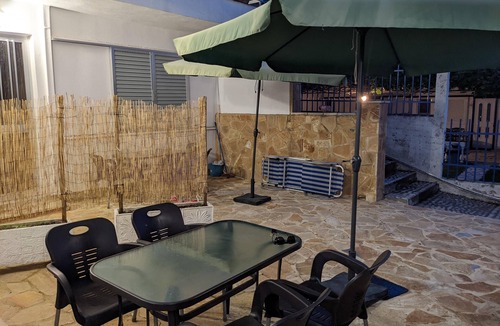 Messini Apartment | Apartment 'Kagias 3' with Private Terrace, Wi-Fi and Air Conditioning