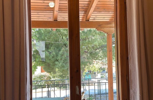 Dirfys-Messapia Apartment | Apartment 'Kyriakos' with Mountain View, Wi-Fi, and Air Conditioning