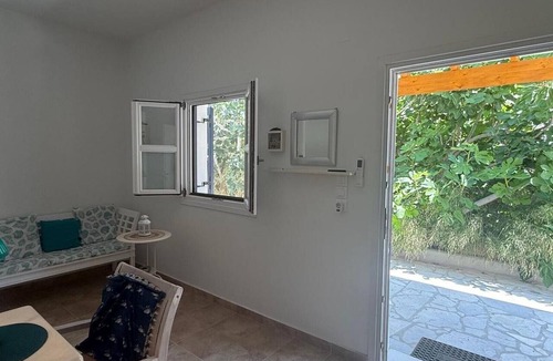 Kalymnos Apartment | Apartment 'Theodora' with Private Terrace, Wi-Fi and Air Conditioning