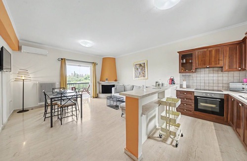 Potamos Apartment | Apartment 'Two-Bedroom 2' with Sea View, Wi-Fi and Air Conditioning