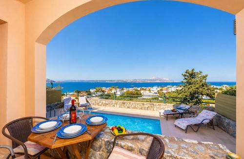 Plaka Villa | Ariadne Villa - Four Bedroom Villa, Sleeps 7