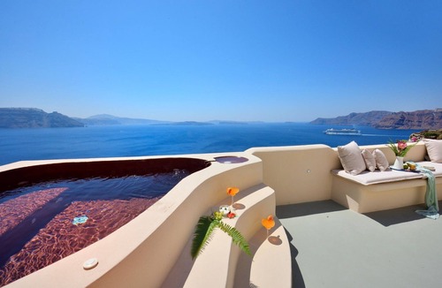 Oia Villa | Astounding Santorini Villa | Villa Archon | 2 Bedrooms | Breathtaking Views