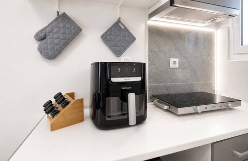 Nikaia-Agios Ioannis Rentis Apartment | Athens Explorer Studio Near Transit by ΜΡS