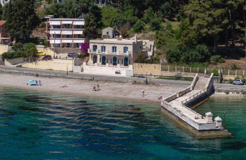 Dafnata Villa | Beachfront Achillion Bay Villa in Corfu