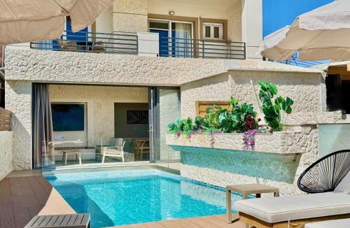 Sidari Villa | Beachfront Villa Anatoli Sidari with private heated pool by DadoVillas