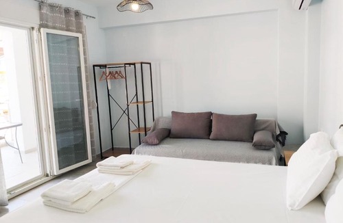 Nea Peramos Apartment | Beachway luxury studio C