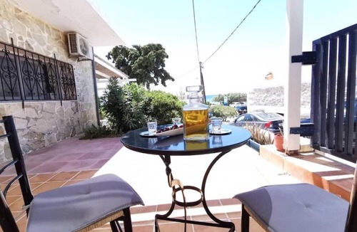 Koutsounari House | Beautiful vacation home on the beach with sea view