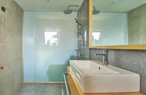 Maleme Hotel | Bella Pais Split-Level Apartment – Cozy Seaside Retreat Steps from Maleme Beach