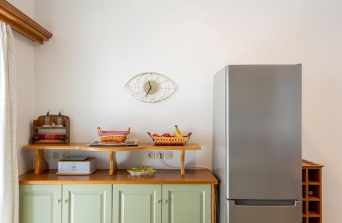 Piso Livadi Apartment | Big Blue holiday apartment 150m2 Family sized .